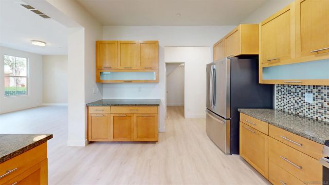 10710 Canyon Grove Trl 31, San Diego, CA 92130