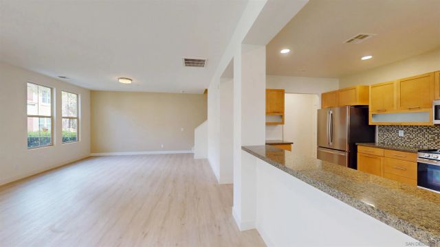 10710 Canyon Grove Trl 31, San Diego, CA 92130