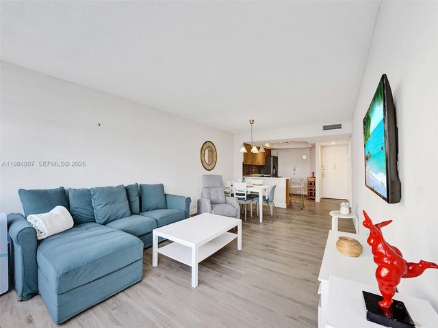1351 NE Miami Gardens Drive 203E, Miami, FL 33179