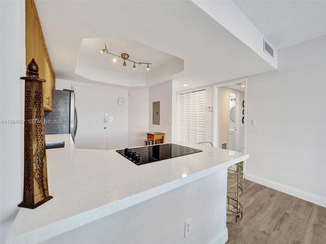 1351 NE Miami Gardens Drive 203E, Miami, FL 33179