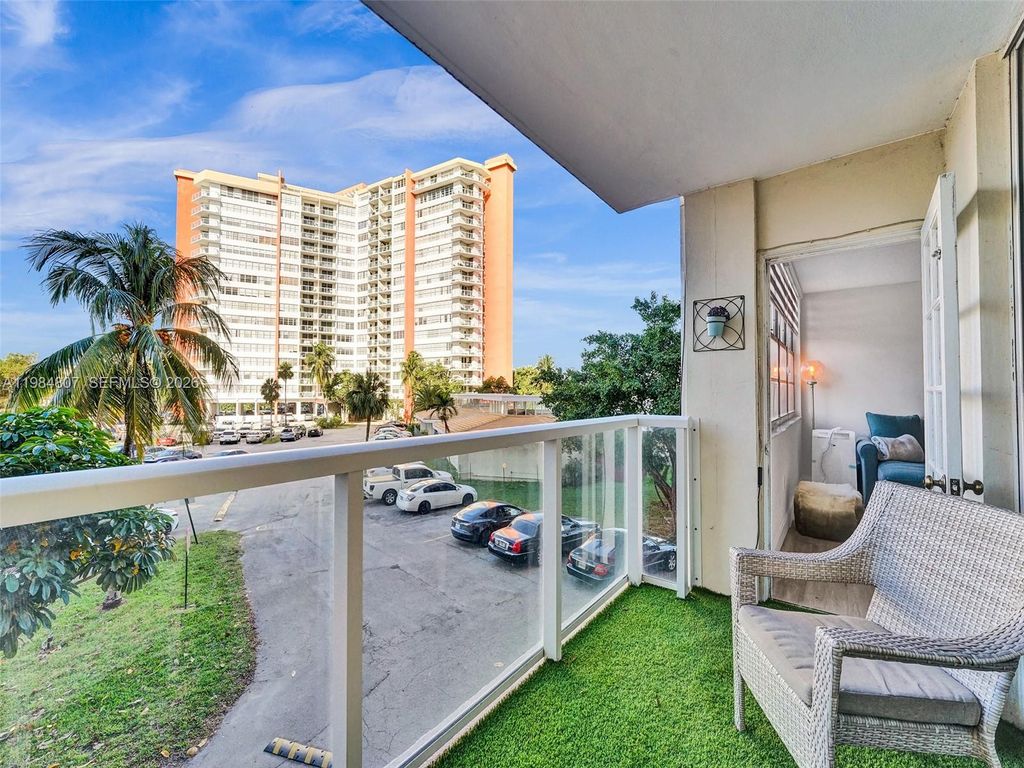 1351 NE Miami Gardens Drive 203E, Miami, FL 33179