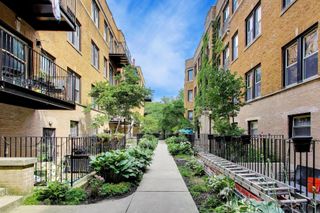 1229 W Greenleaf Avenue GS, Chicago, IL 60626