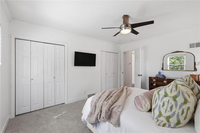 5427 Canterbury Road, Fairway, KS 66205