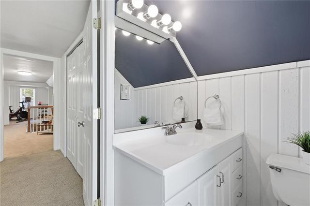 5427 Canterbury Road, Fairway, KS 66205