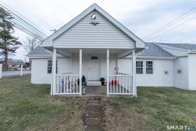 296 East Main Street, Clinton, CT 06413