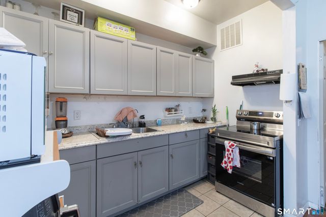 296 East Main Street, Clinton, CT 06413