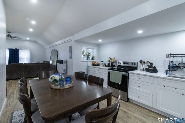 296 East Main Street, Clinton, CT 06413