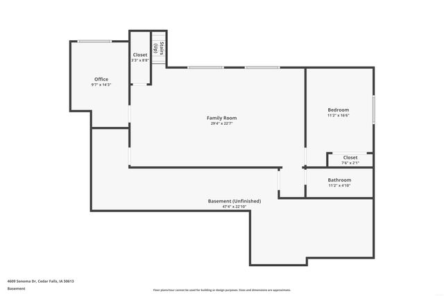 1427 Sandstone Lane, Cedar Falls, IA 50613