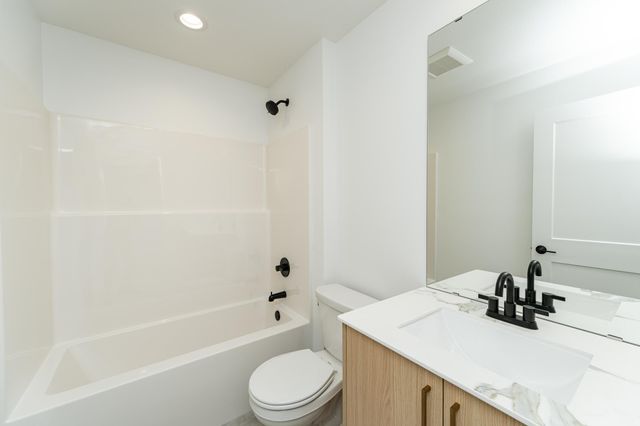 1097 Century Village Lane NE, Rochester, MN 55906