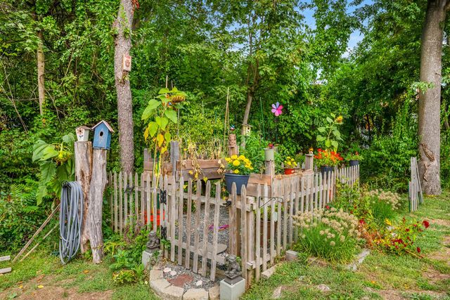 27 North Bridge Street, Norwalk, CT 06855