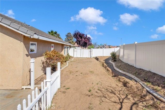 14386 Stone Creek Trail, Hesperia, CA 92344