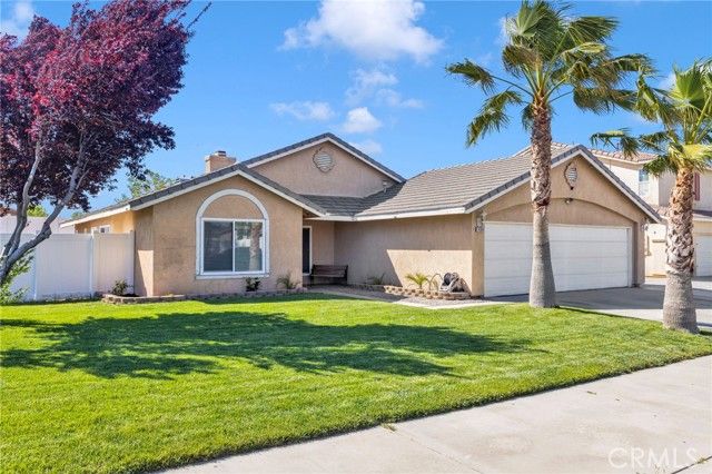 14386 Stone Creek Trail, Hesperia, CA 92344