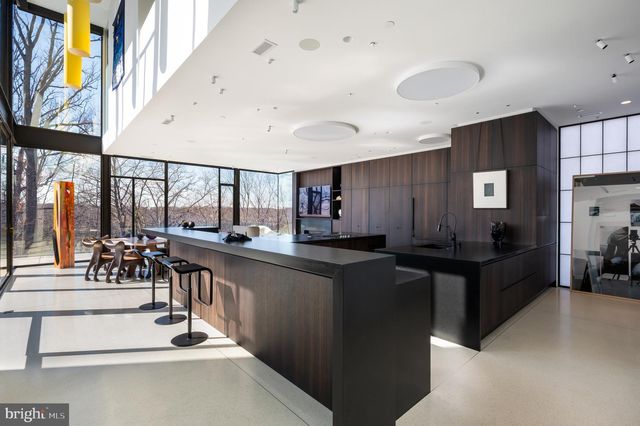 5124 WISSIOMING RD, Bethesda, MD 20816