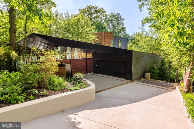 5124 WISSIOMING RD, Bethesda, MD 20816