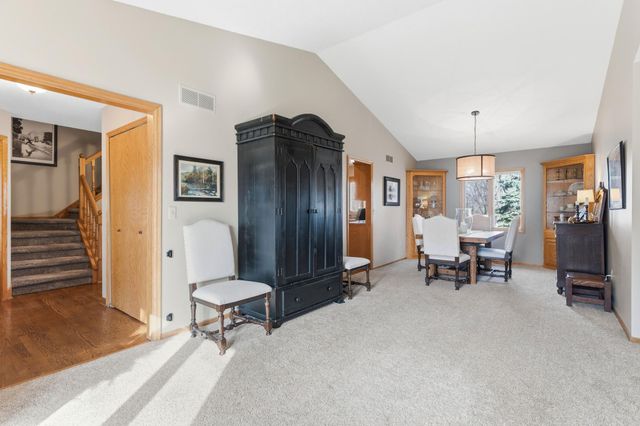14765 38th Avenue N, Plymouth, MN 55446