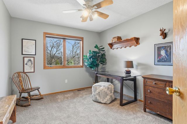 14765 38th Avenue N, Plymouth, MN 55446