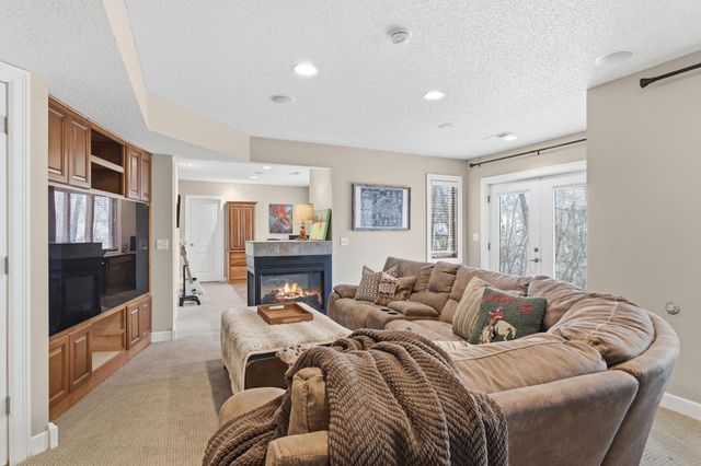 14765 38th Avenue N, Plymouth, MN 55446