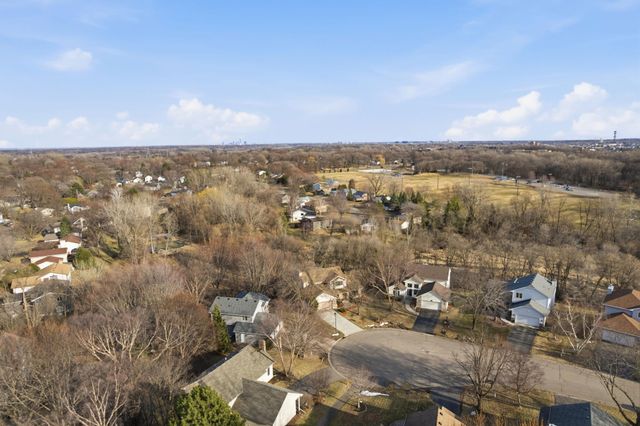 14765 38th Avenue N, Plymouth, MN 55446