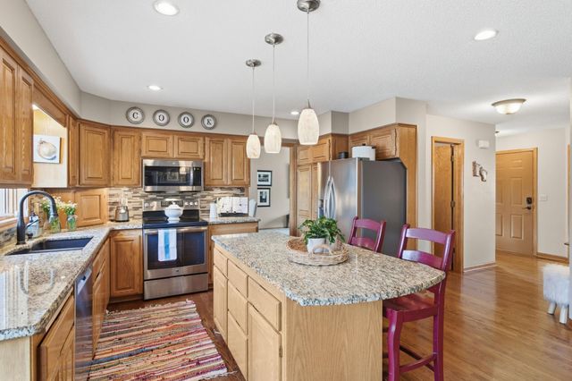 14765 38th Avenue N, Plymouth, MN 55446