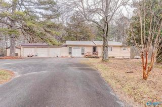 221 County Road 255, Fort Payne, AL 35967