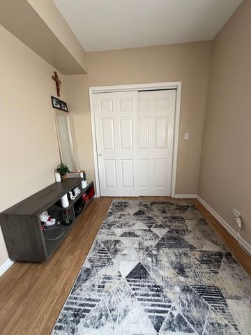 7638 W 61st Place, Summit, IL 60501