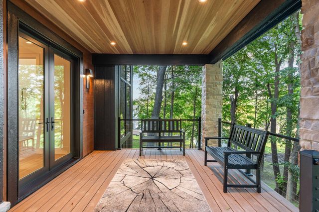 305 North Shore Dr, Minnetrista, MN 55364