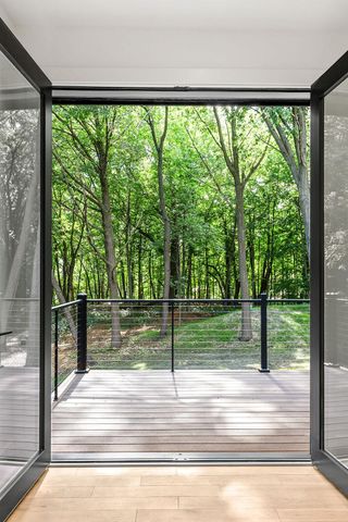 305 North Shore Dr, Minnetrista, MN 55364