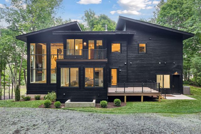 305 North Shore Dr, Minnetrista, MN 55364