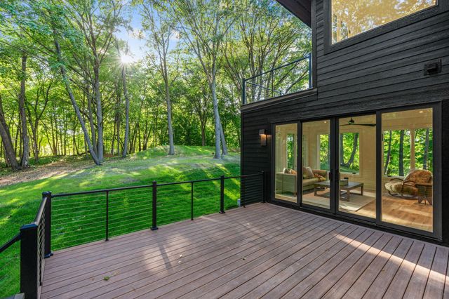 305 North Shore Dr, Minnetrista, MN 55364