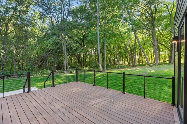 305 North Shore Dr, Minnetrista, MN 55364