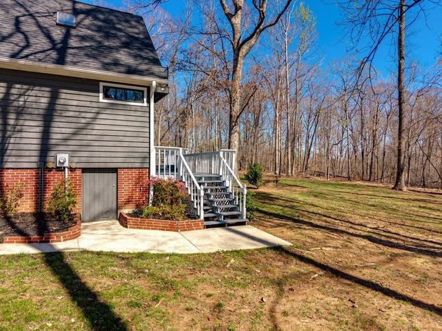 315 Earles Fort Road, Landrum, SC 29356