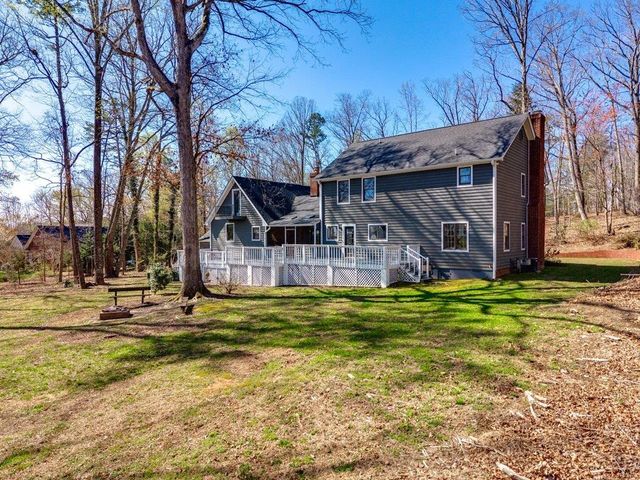 315 Earles Fort Road, Landrum, SC 29356