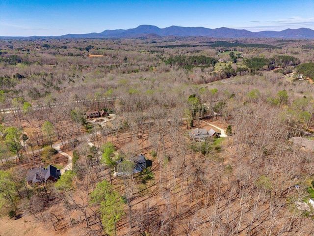 315 Earles Fort Road, Landrum, SC 29356