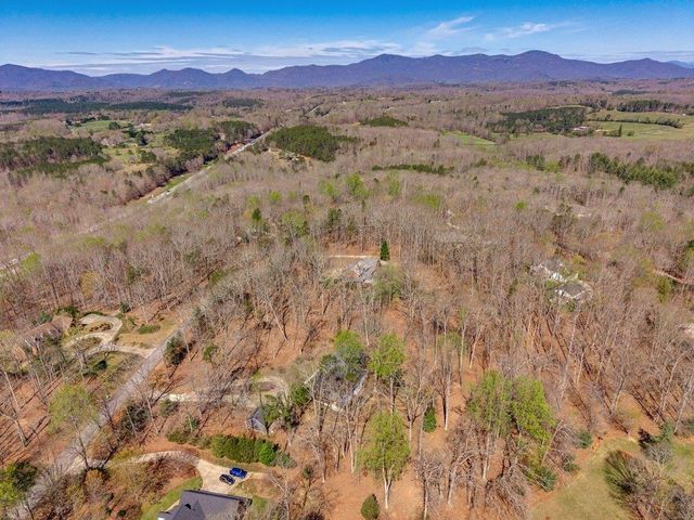 315 Earles Fort Road, Landrum, SC 29356