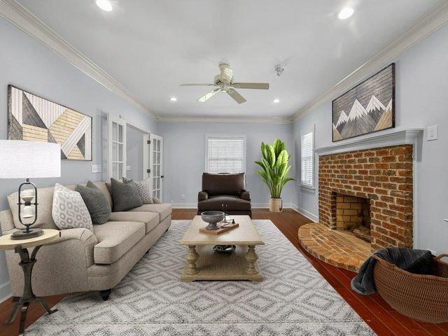 315 Earles Fort Road, Landrum, SC 29356