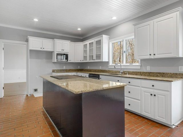 315 Earles Fort Road, Landrum, SC 29356