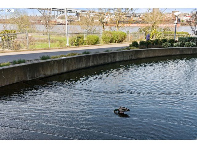 1310 Nw NAITO Pkwy 105, Portland, OR 97209