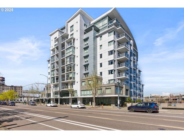 1310 Nw NAITO Pkwy 105, Portland, OR 97209