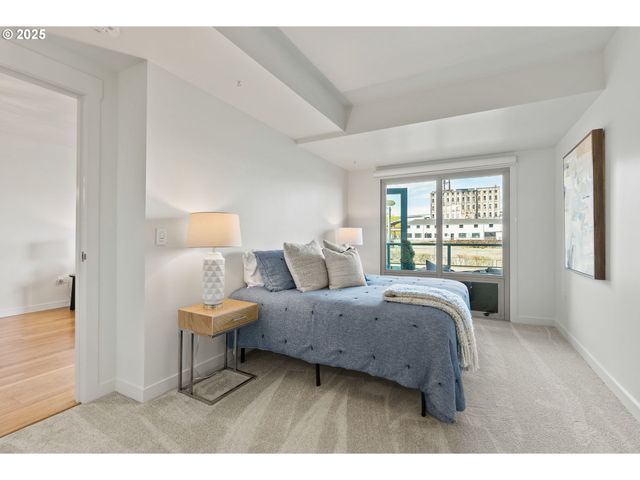 1310 Nw NAITO Pkwy 105, Portland, OR 97209