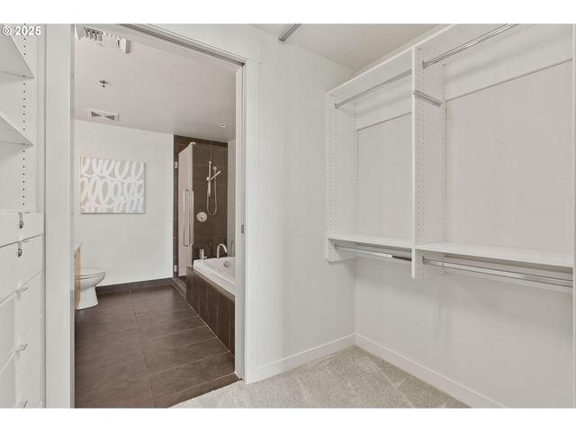 1310 Nw NAITO Pkwy 105, Portland, OR 97209