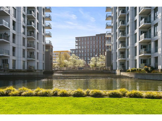 1310 Nw NAITO Pkwy 105, Portland, OR 97209