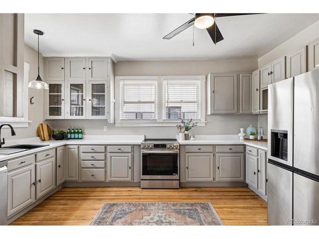 2984 S Delaware St, Englewood, CO 80110