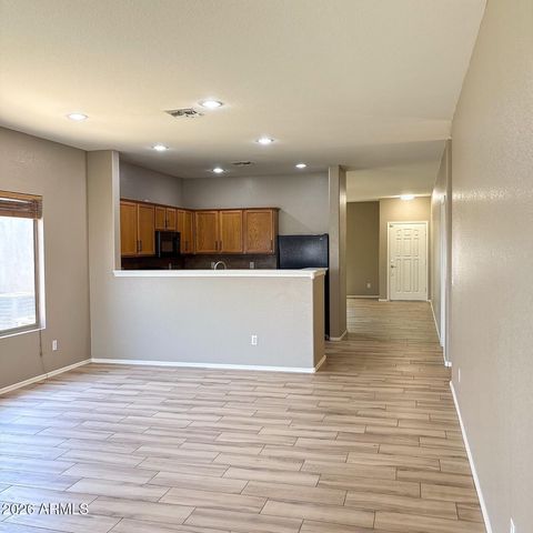 30239 N BOBCAT Way, San Tan Valley, AZ 85143