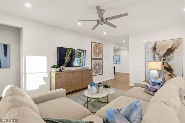 3896 Blooming Orange Avenue, Las Vegas, NV 89141