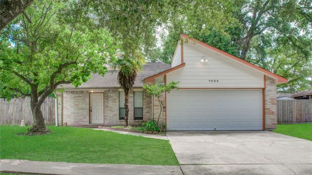 7022 Foxbrook Drive, Humble, TX 77338