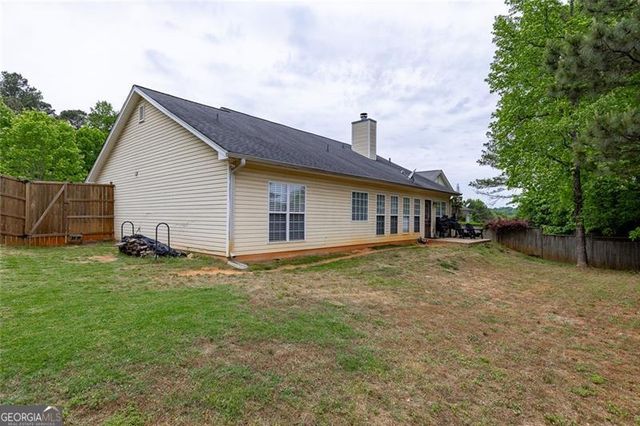 5825 April Drive, Sugar Hill, GA 30518