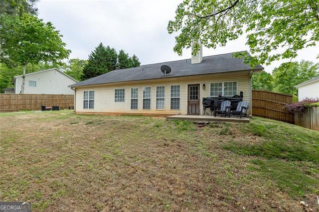 5825 April Drive, Sugar Hill, GA 30518