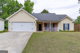 5825 April Drive, Sugar Hill, GA 30518