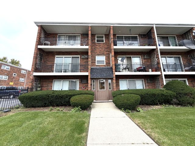 11946 S Ridgeway Avenue 2A, Alsip, IL 60803