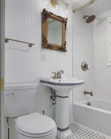 130 Hart Ln, Nashville, TN 37207